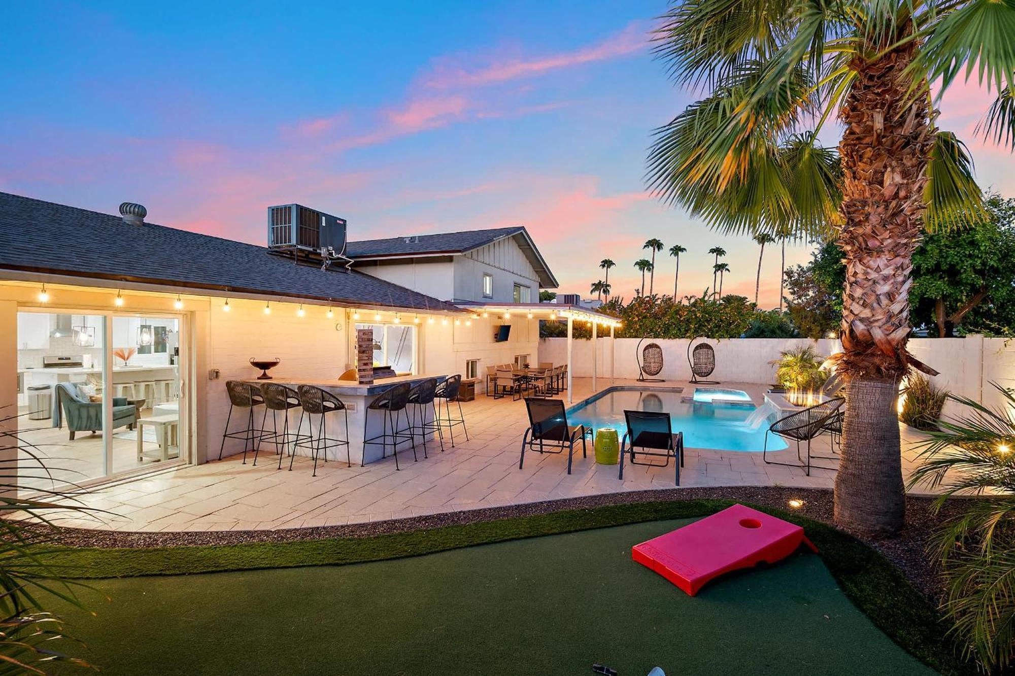 Holiday home Pool Ping Pong Pool Table Arcade Corn Hole *