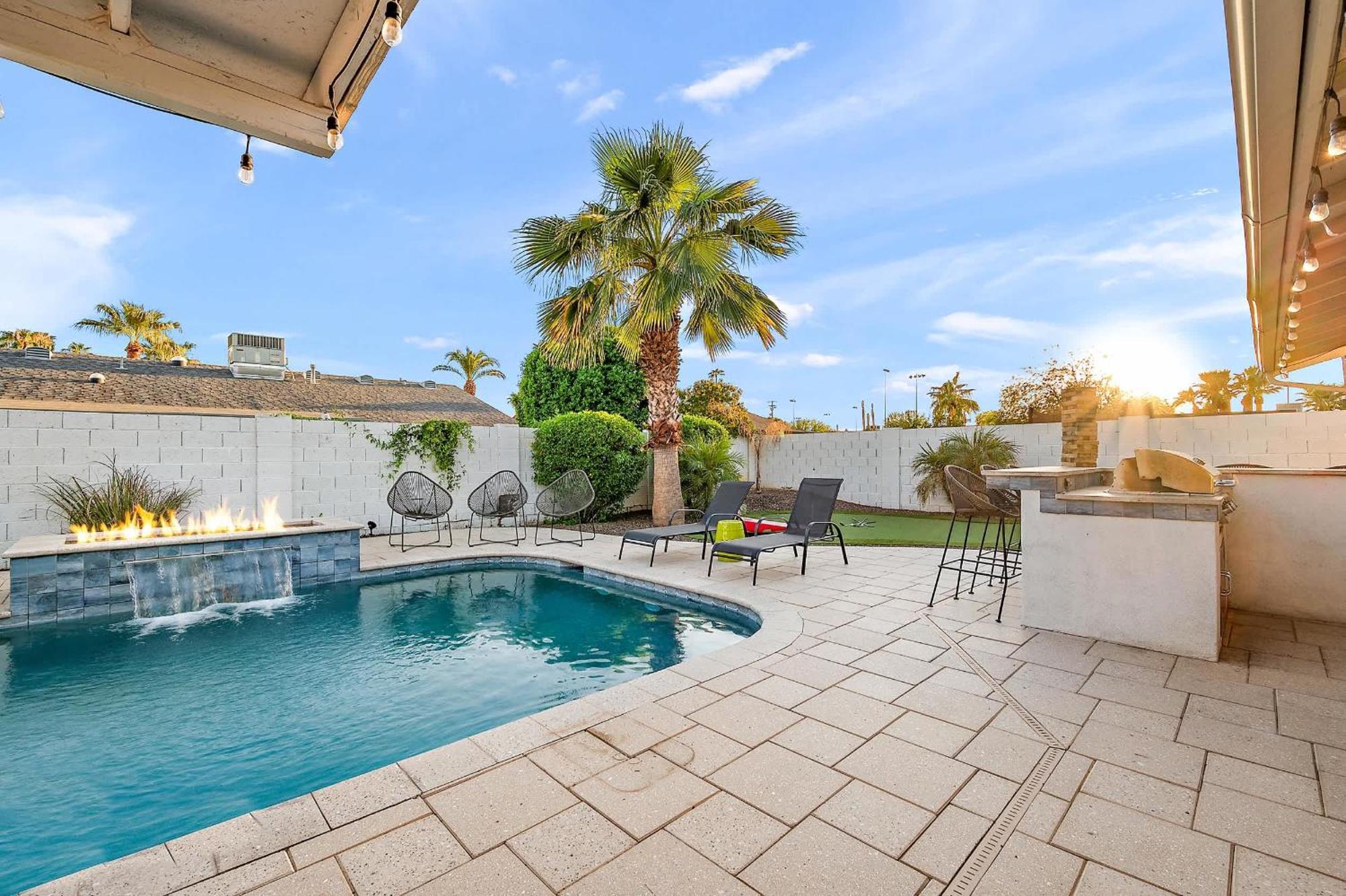 Holiday home Pool Ping Pong Pool Table Arcade Corn Hole *
