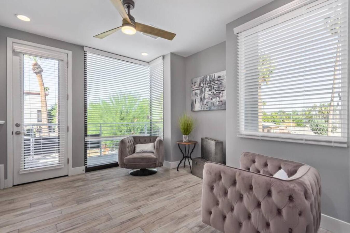 Miller Square 1005 Holiday home