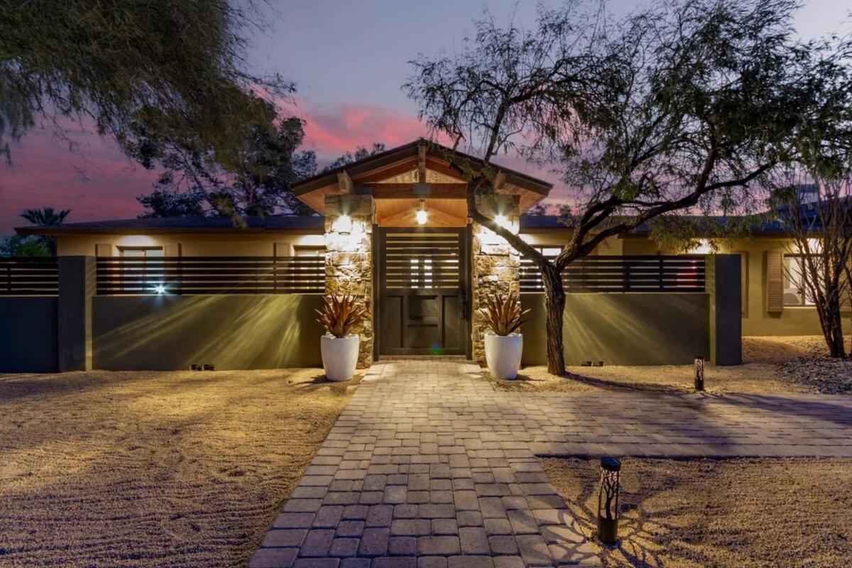 Davenport - Scottsdale's Largest Hot Tub - Sportcourt Holiday home *
