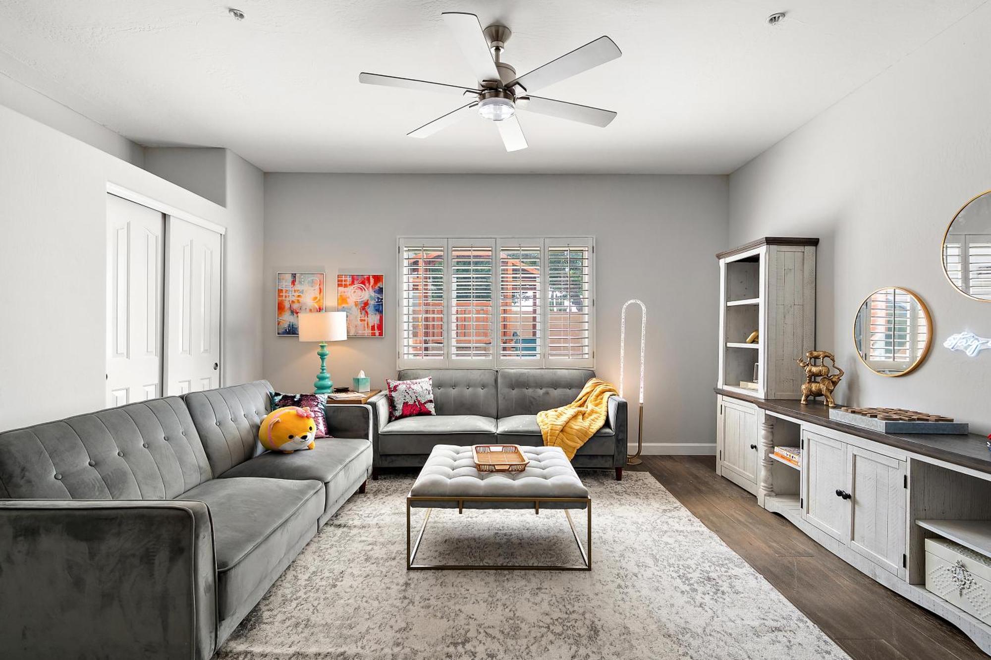 Holiday home Elegant Desert Retreat With Private Pool, Hot Tub, Game Room, And Family-friendly Amenities