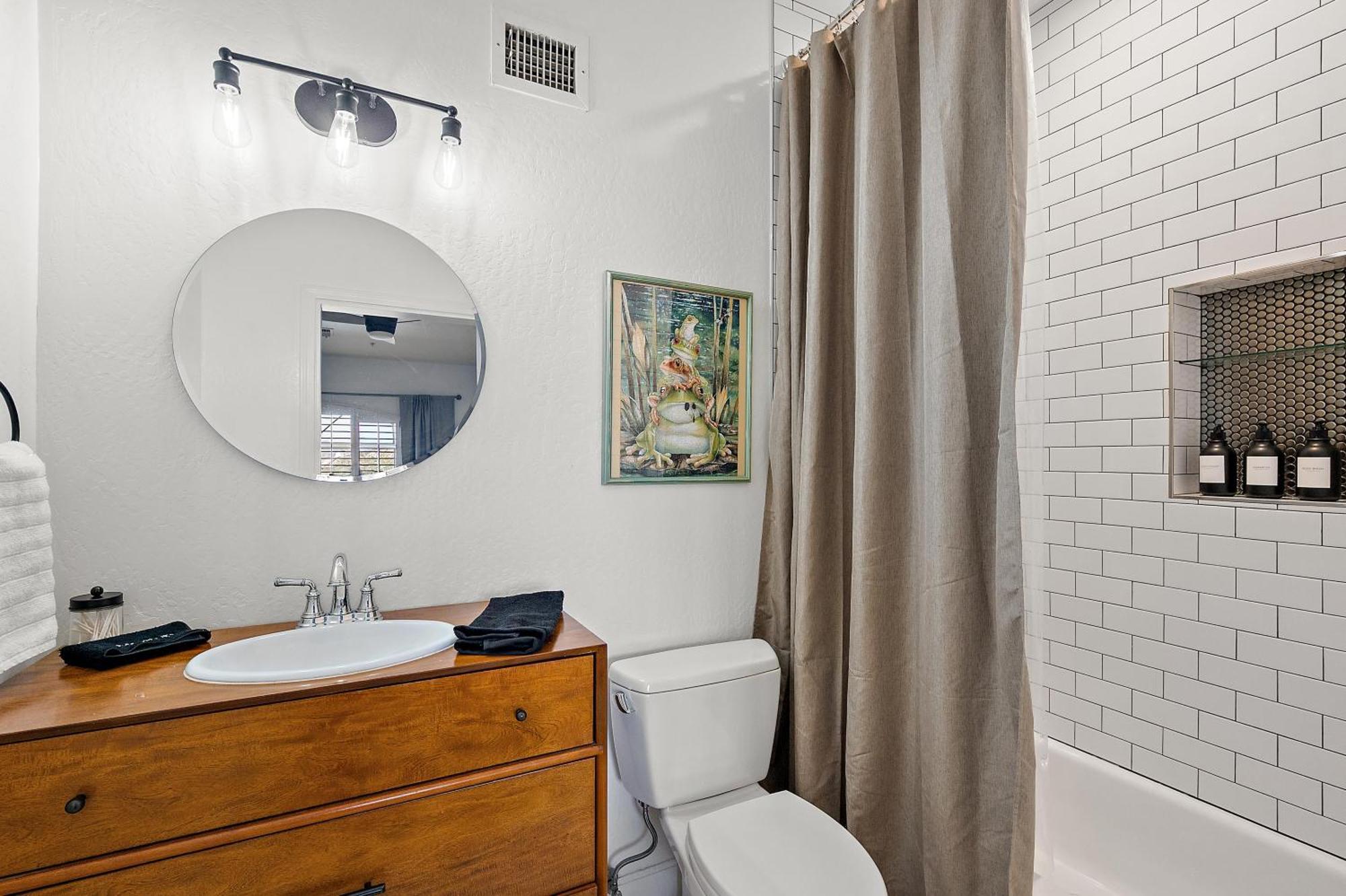 Elegant Desert Retreat With Private Pool, Hot Tub, Game Room, And Family-friendly Amenities Holiday home *