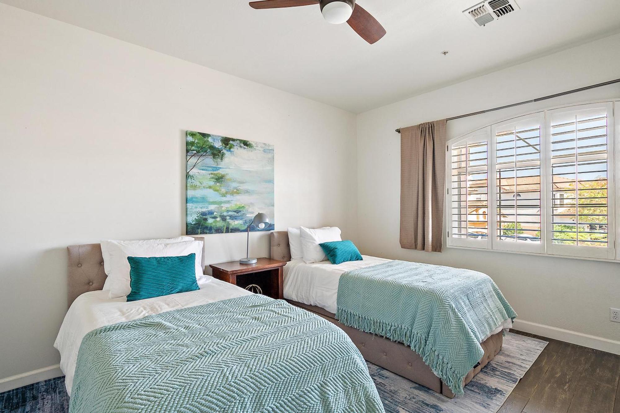 Elegant Desert Retreat With Private Pool, Hot Tub, Game Room, And Family-friendly Amenities Holiday home *
