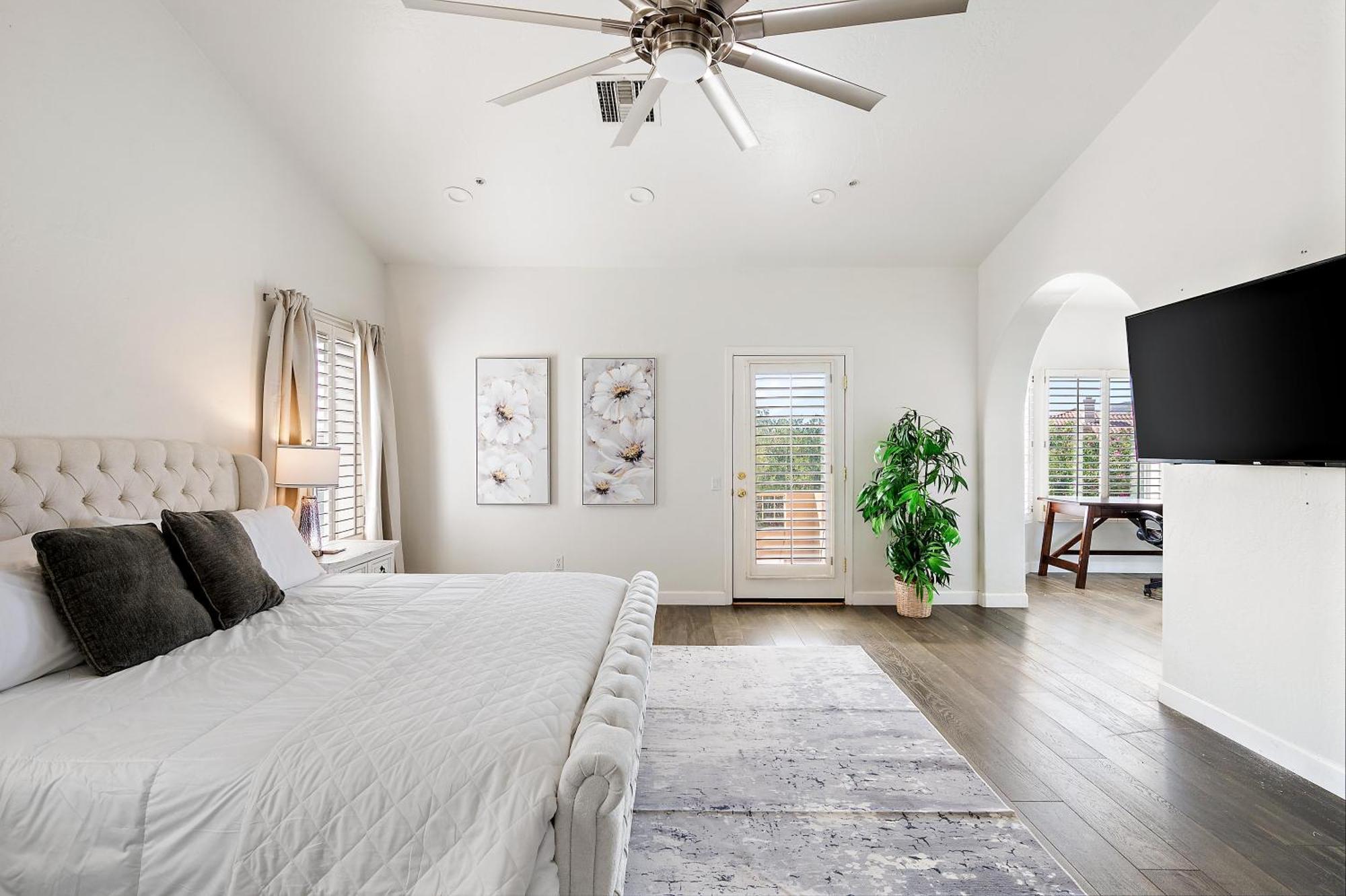 Holiday home Elegant Desert Retreat With Private Pool, Hot Tub, Game Room, And Family-friendly Amenities *