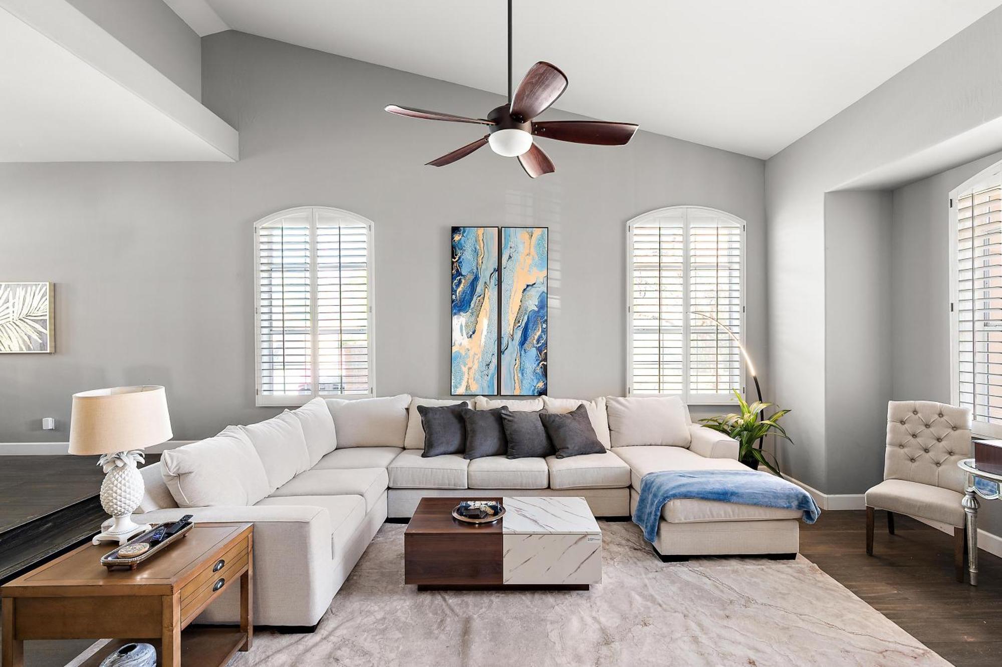 Elegant Desert Retreat With Private Pool, Hot Tub, Game Room, And Family-friendly Amenities Holiday home *