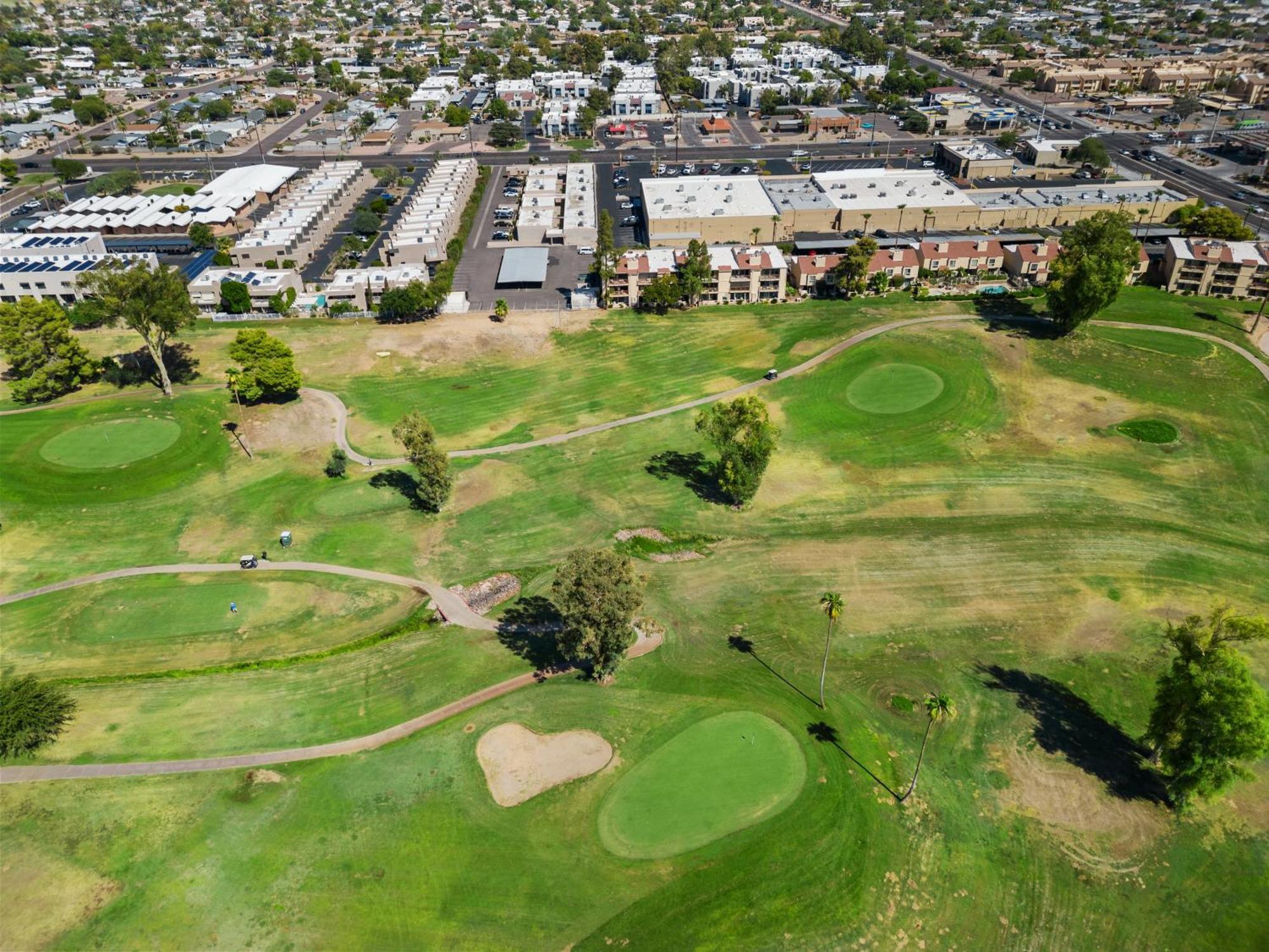 Luxuriant And Spacious 2br With Heated Pool Holiday home Scottsdale