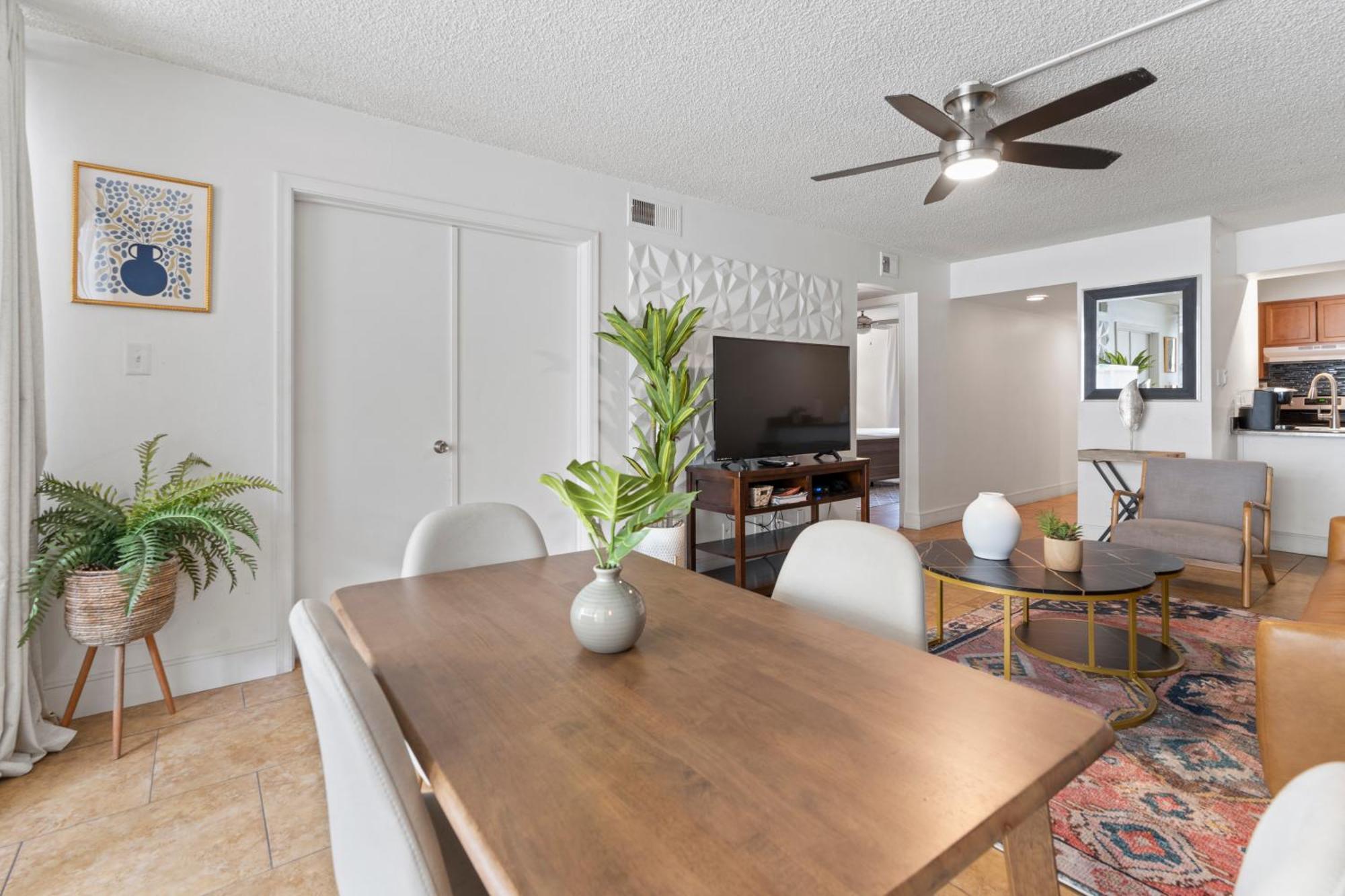 Cozy 2br W Pool Near Old Town Holiday home