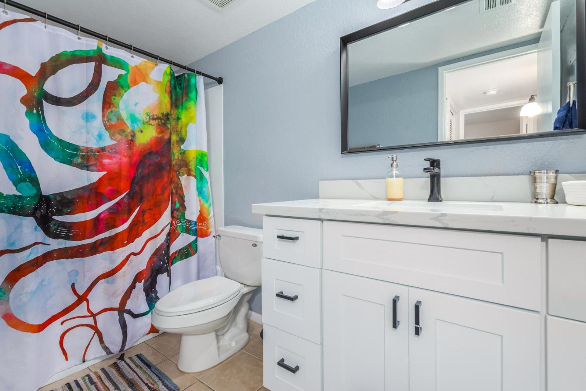 Greenbelt Condo-patiopooltennisold Town 5min Apartment