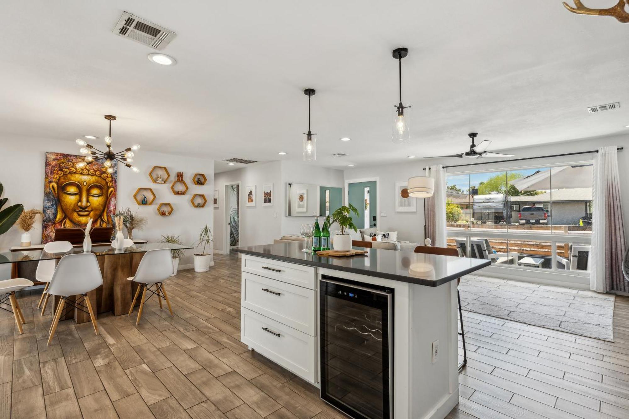 Desert Oasis 2 King Beds 5min To Old Town Holiday home Scottsdale