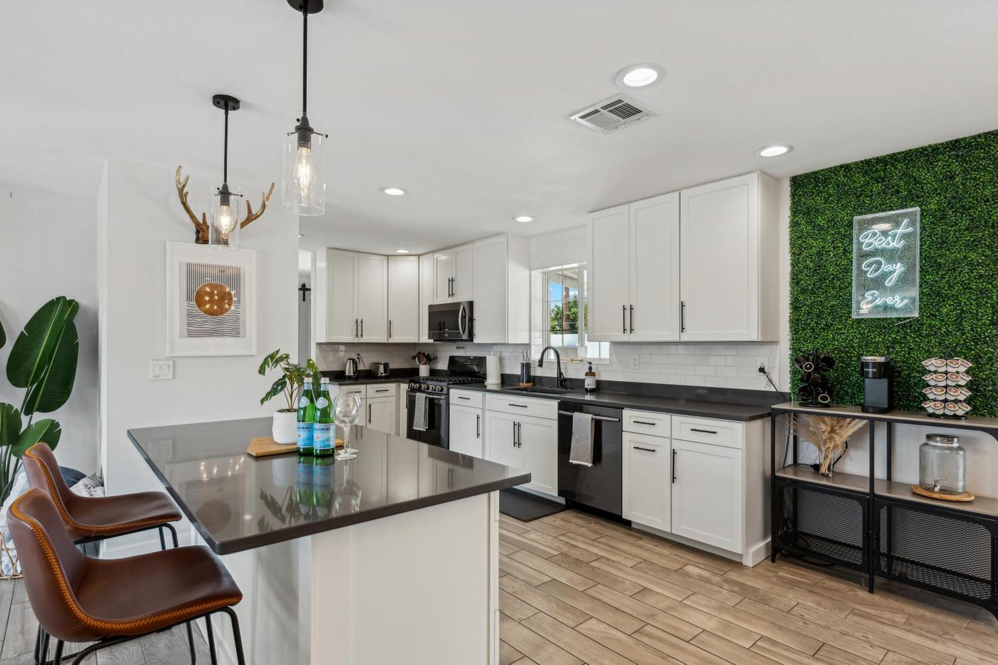 Desert Oasis 2 King Beds 5min To Old Town