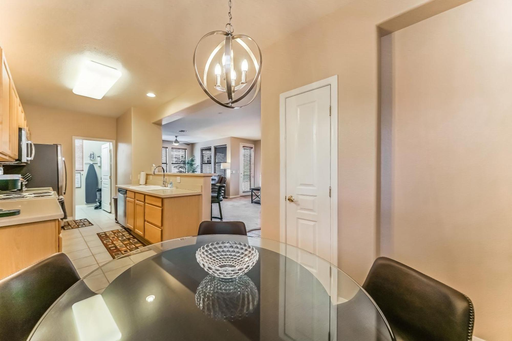 Well Appointed Near The Westin Kierland Holiday home