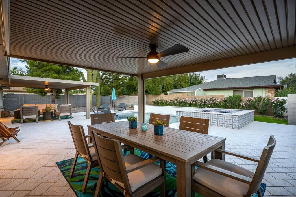 Holiday home Dos Cacti Outdoor Oasis, Heated Pool, Spa, Bikes, Ev, Bbq Scottsdale