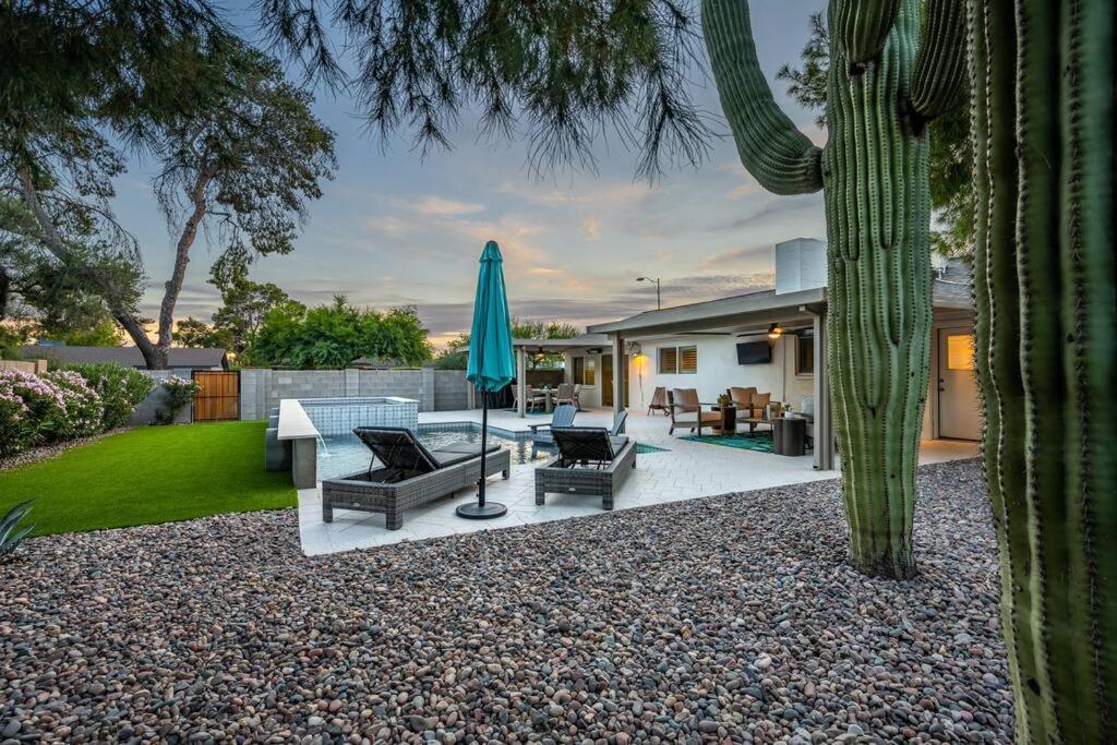 Holiday home Dos Cacti Outdoor Oasis, Heated Pool, Spa, Bikes, Ev, Bbq *