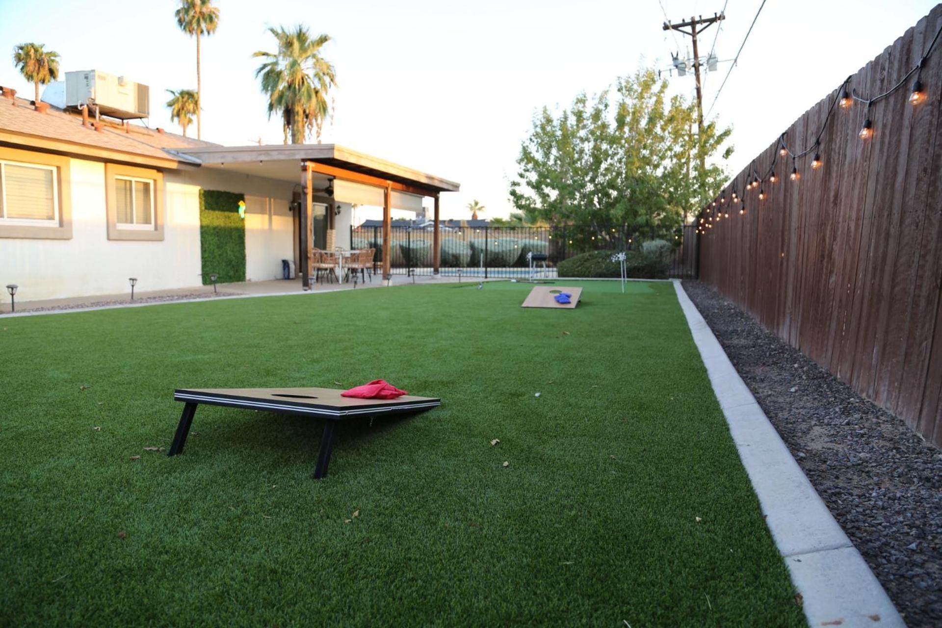 Old Town - Pool, Golf, And Fire Pit Holiday home *