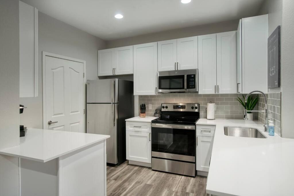 Apartment Modern 2-br North