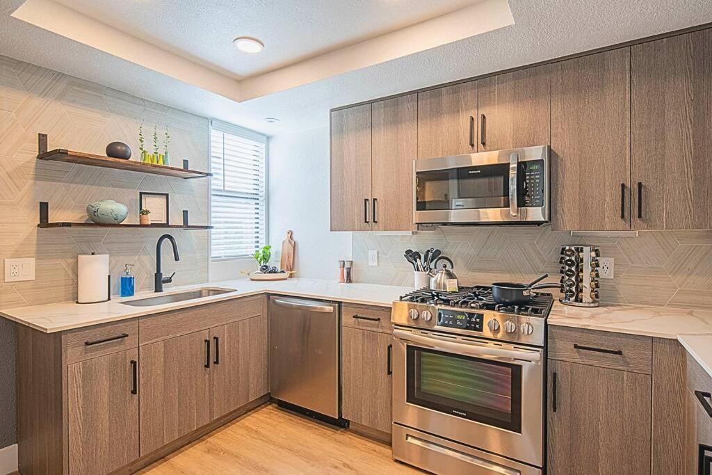 Upper Deck - Golf View - Queenbd N302 Scottsdale