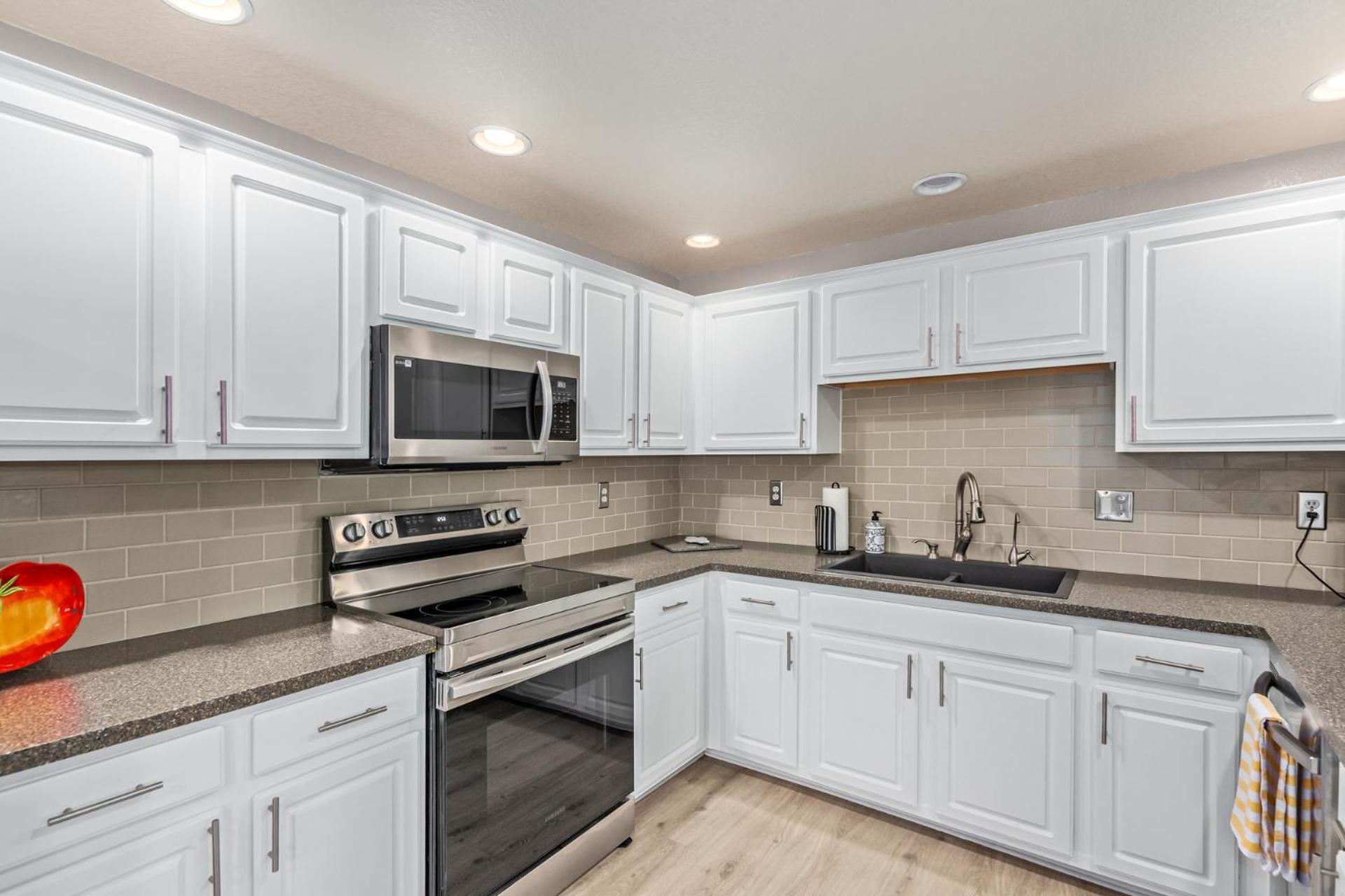 Stunning 3 Bedroom In The Heart Of Apartment Scottsdale