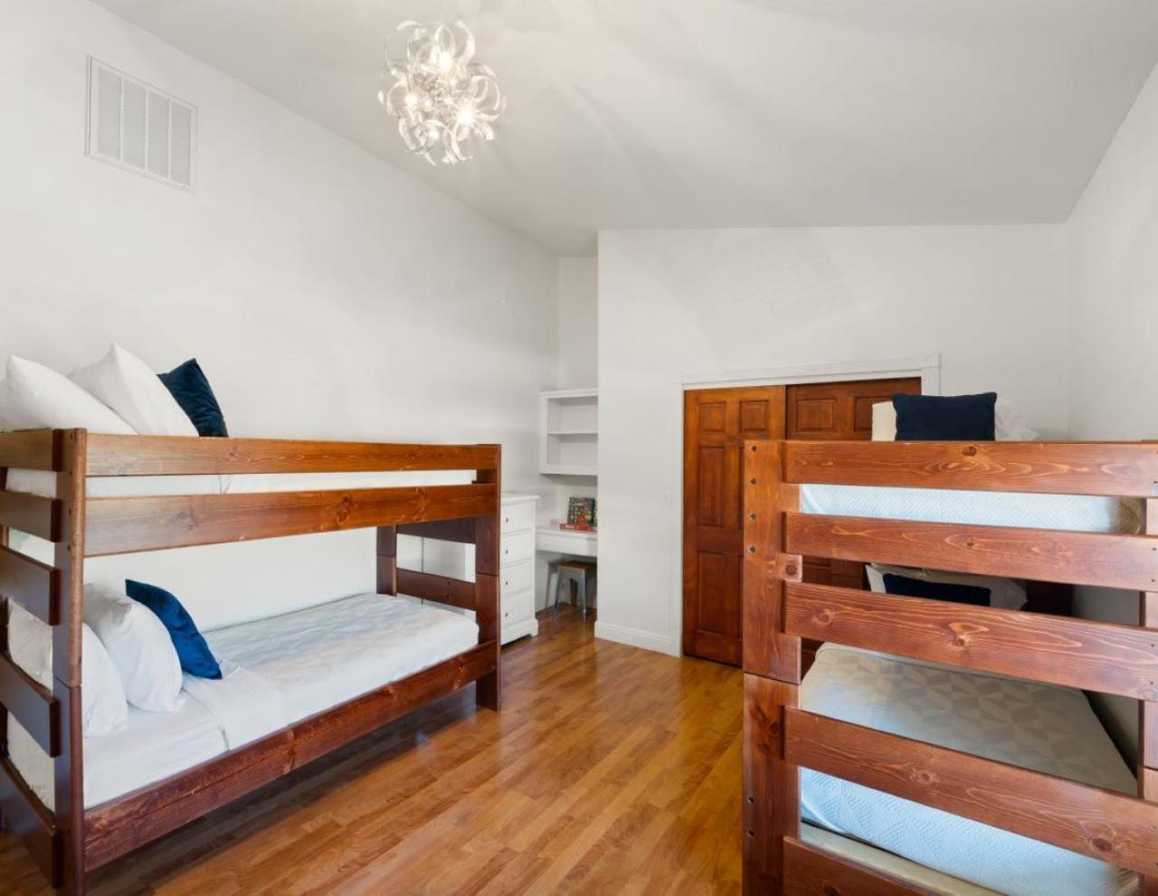 Holiday home Kids Package I Playground I Heated Pool I I Scottsdale