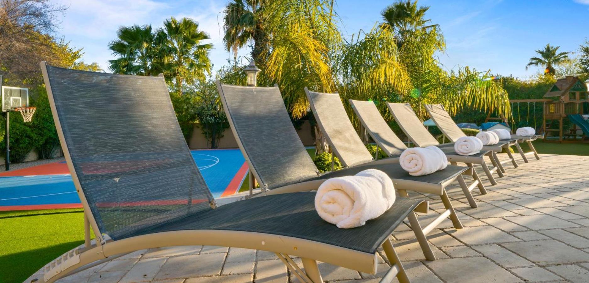 Kids Package I Playground I Heated Pool I I *