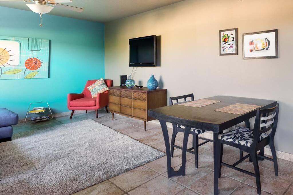 Mid Century Modern Near Old Town, Pool & Bbq * Scottsdale