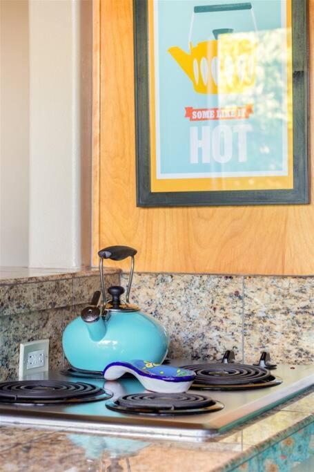 Mid Century Modern Near Old Town, Pool & Bbq Scottsdale