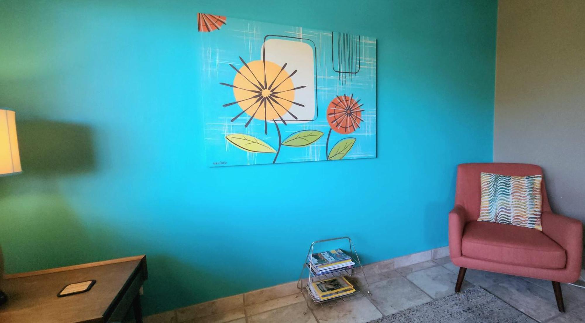 Mid Century Modern Near Old Town, Pool & Bbq Holiday home
