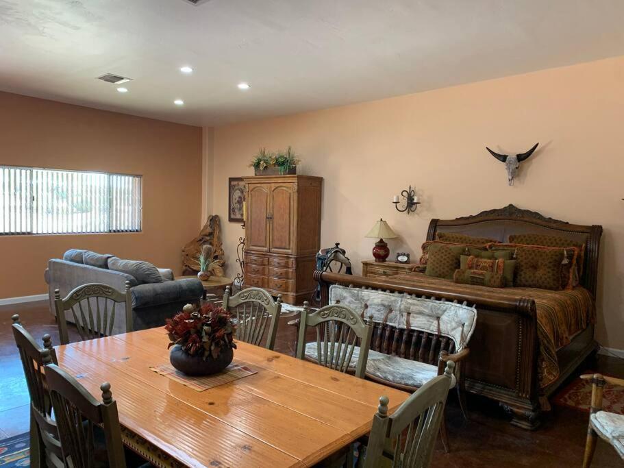 Serene & Secluded - Heart Of The Sonoran Desert Bunkhouse Casita Apartment
