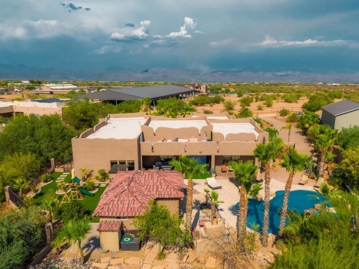 Amazing Views - Pickleball - Golf - Sleeps 25 *