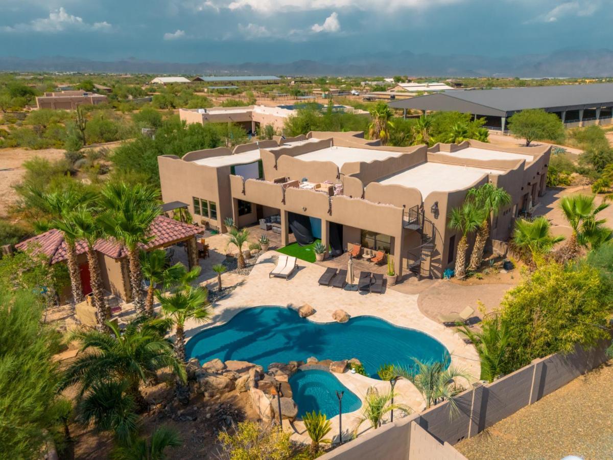 Amazing Views - Pickleball - Golf - Sleeps 25 *