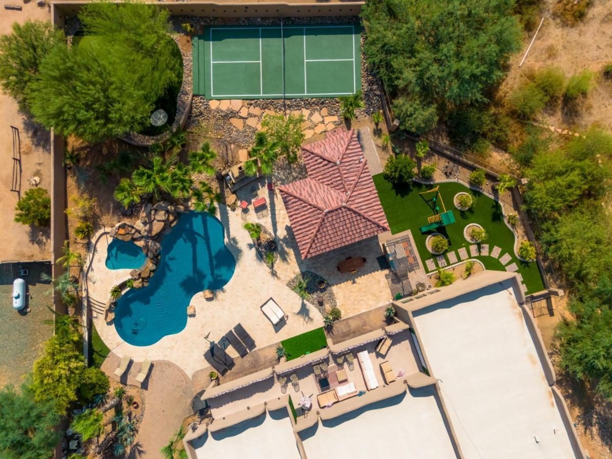 Amazing Views - Pickleball - Golf - Sleeps 25 *