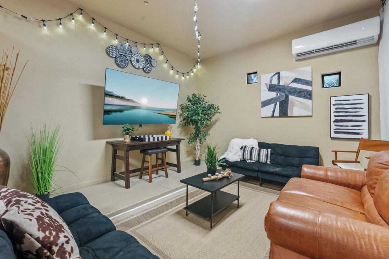 Amazing Views - Pickleball - Golf - Sleeps 25 Scottsdale