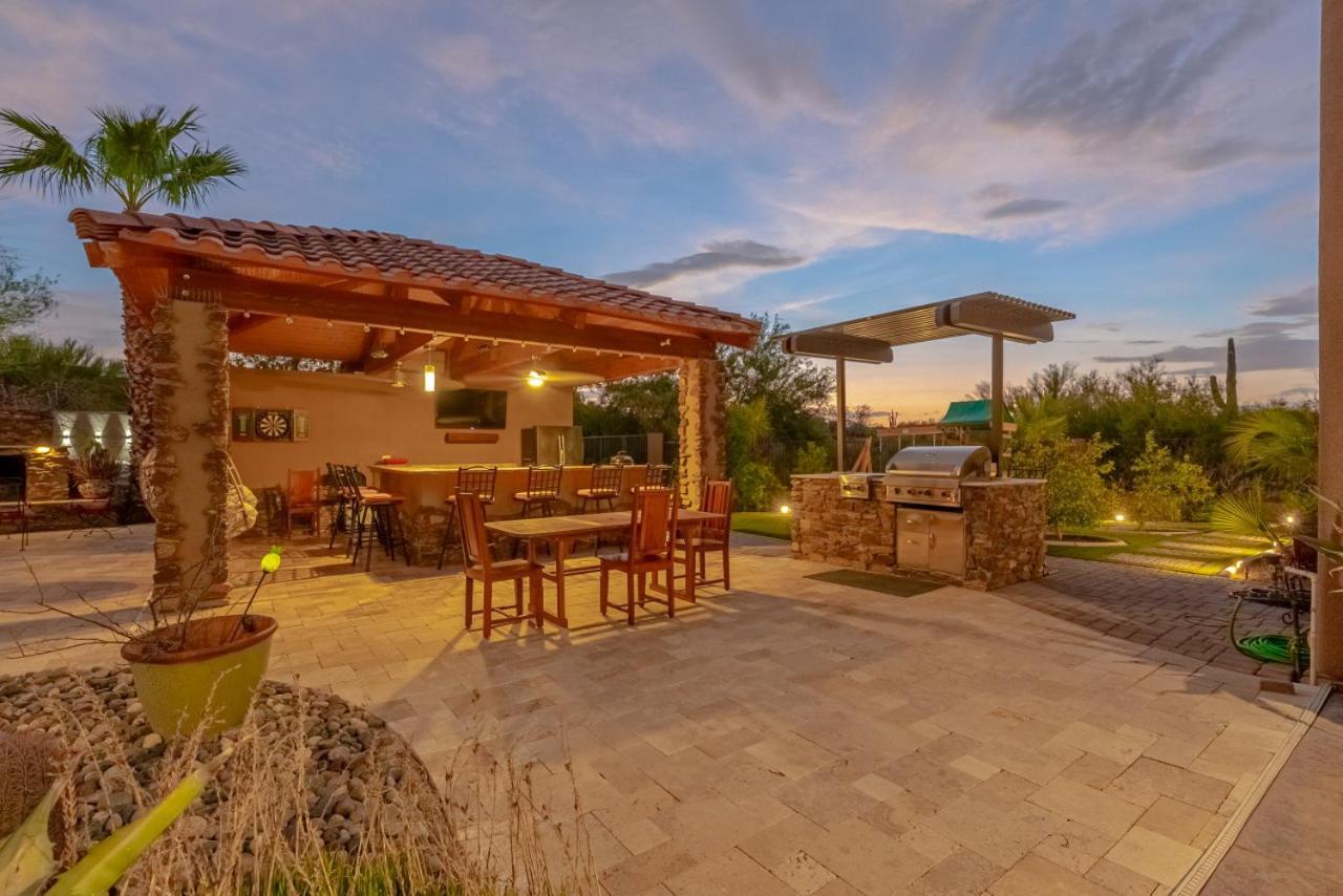 Amazing Views - Pickleball - Golf - Sleeps 25 *
