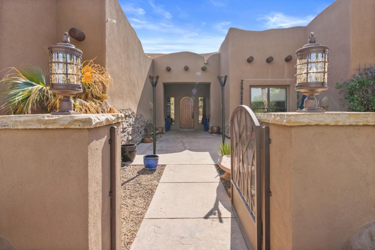 Amazing Views - Pickleball - Golf - Sleeps 25
