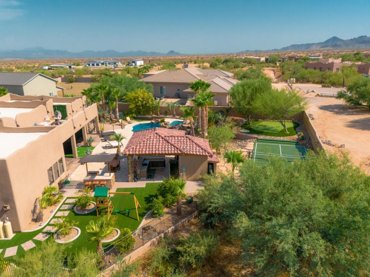 Amazing Views - Pickleball - Golf - Sleeps 25 Villa