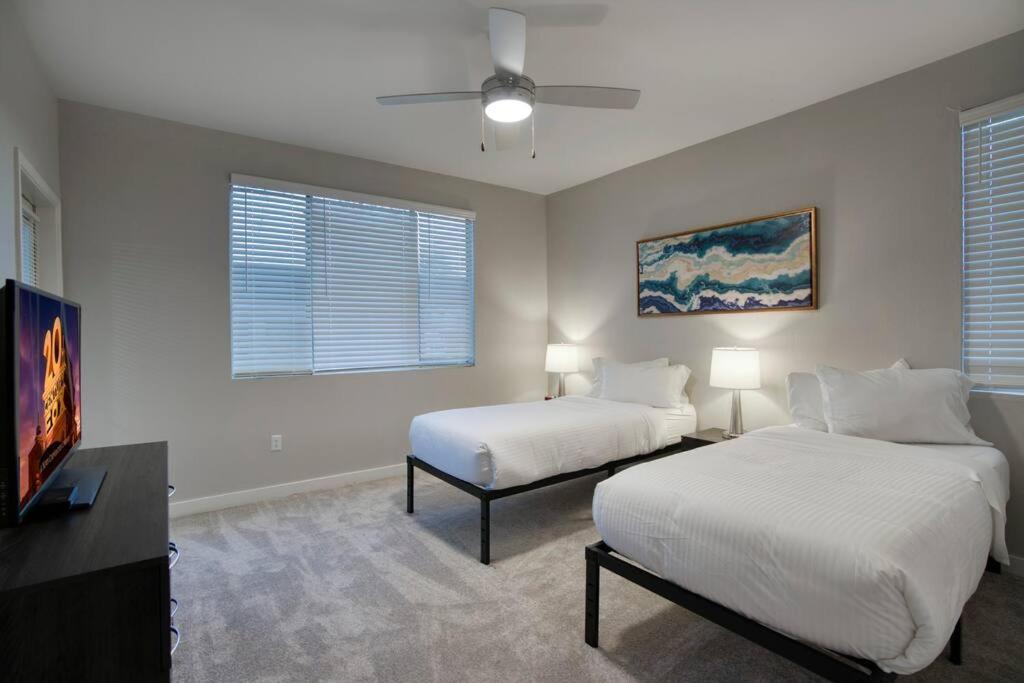 Apartment Modern 3-br Near West Gate *