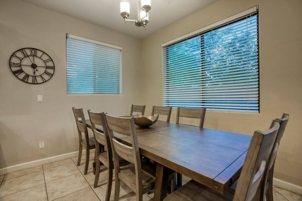 4-br Near Old Town
