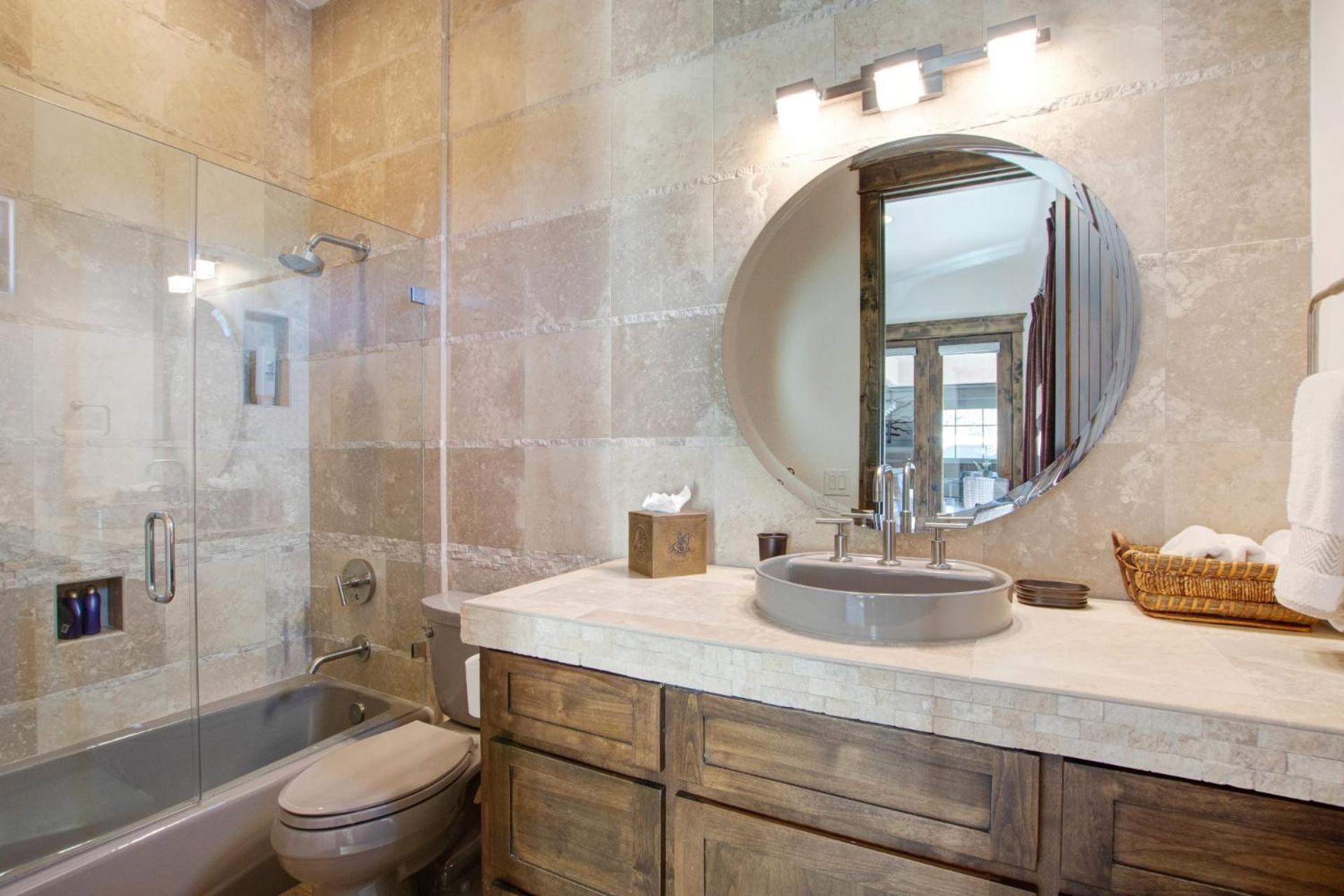 Holiday home Private Pool & Hot Tub, Retreat - Large Luxury Smart