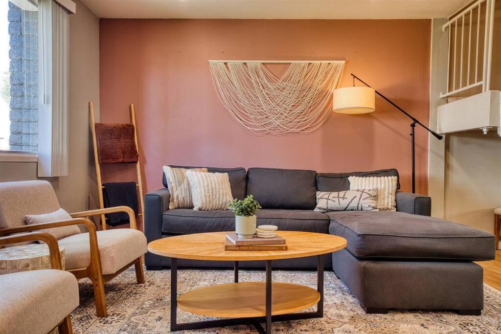 Scott Casa - Walkable To Old Town Scottsdale, Vibrant Space, Inviting Patio! Apartment Scottsdale