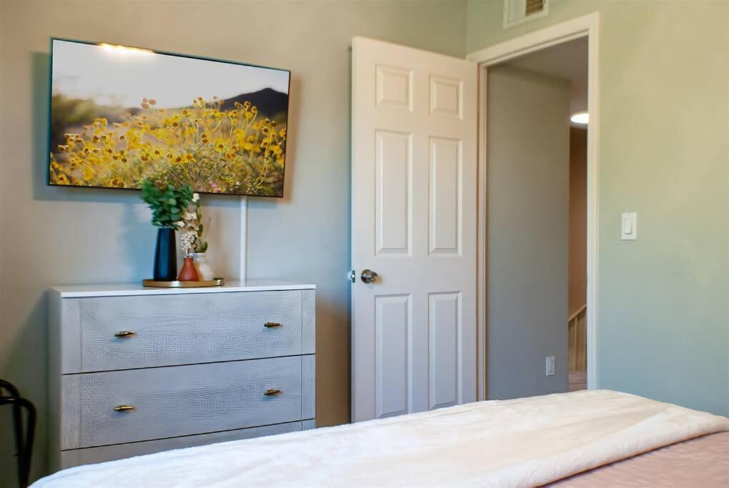 Scott Casa - Walkable To Old Town Scottsdale, Vibrant Space, Inviting Patio! Apartment Scottsdale