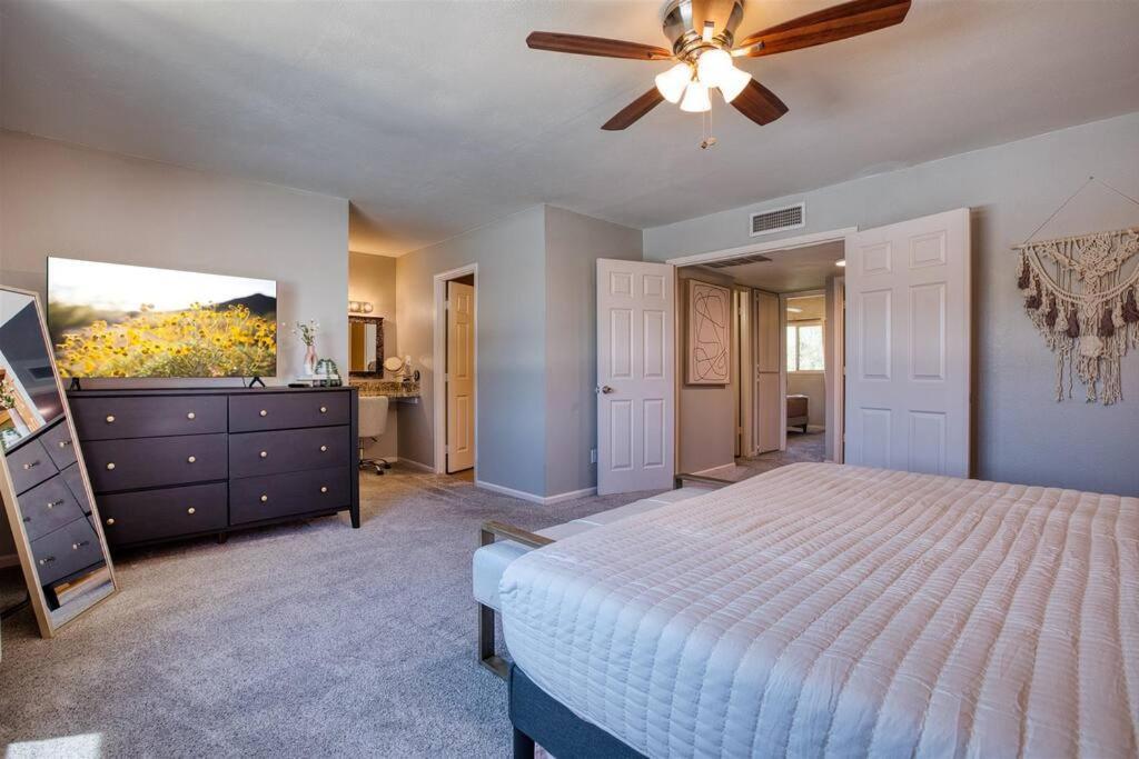 Apartment Scott Casa - Walkable To Old Town Scottsdale, Vibrant Space, Inviting Patio! Scottsdale