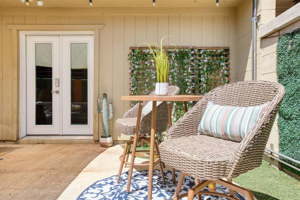 Scott Casa - Walkable To Old Town Scottsdale, Vibrant Space, Inviting Patio! *