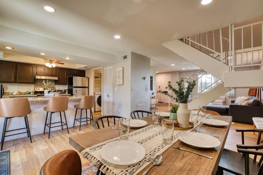 Scott Casa - Walkable To Old Town Scottsdale, Vibrant Space, Inviting Patio! Scottsdale