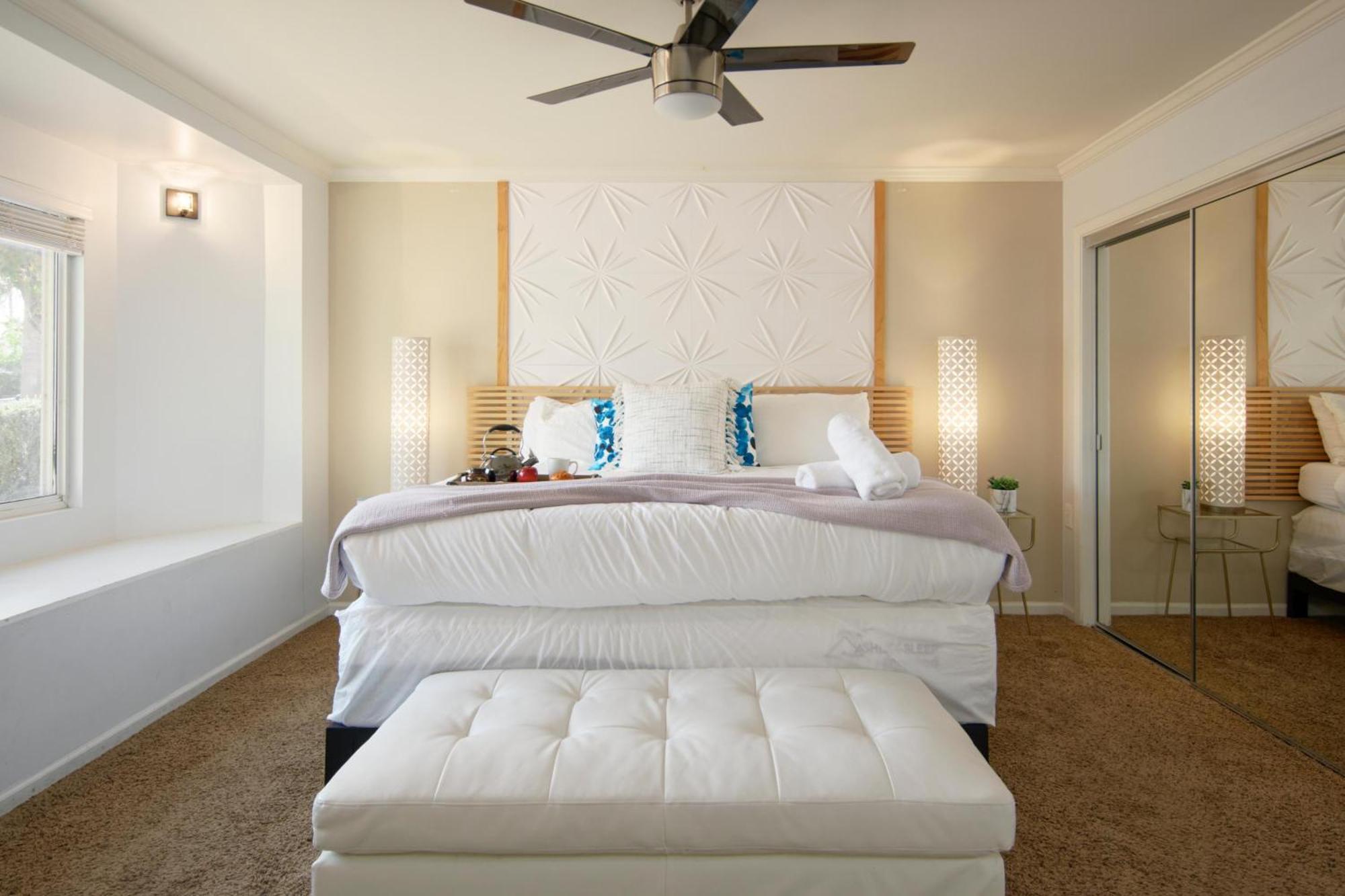 Old Town Saguaro - Private Pool, Fire Pit & Games *