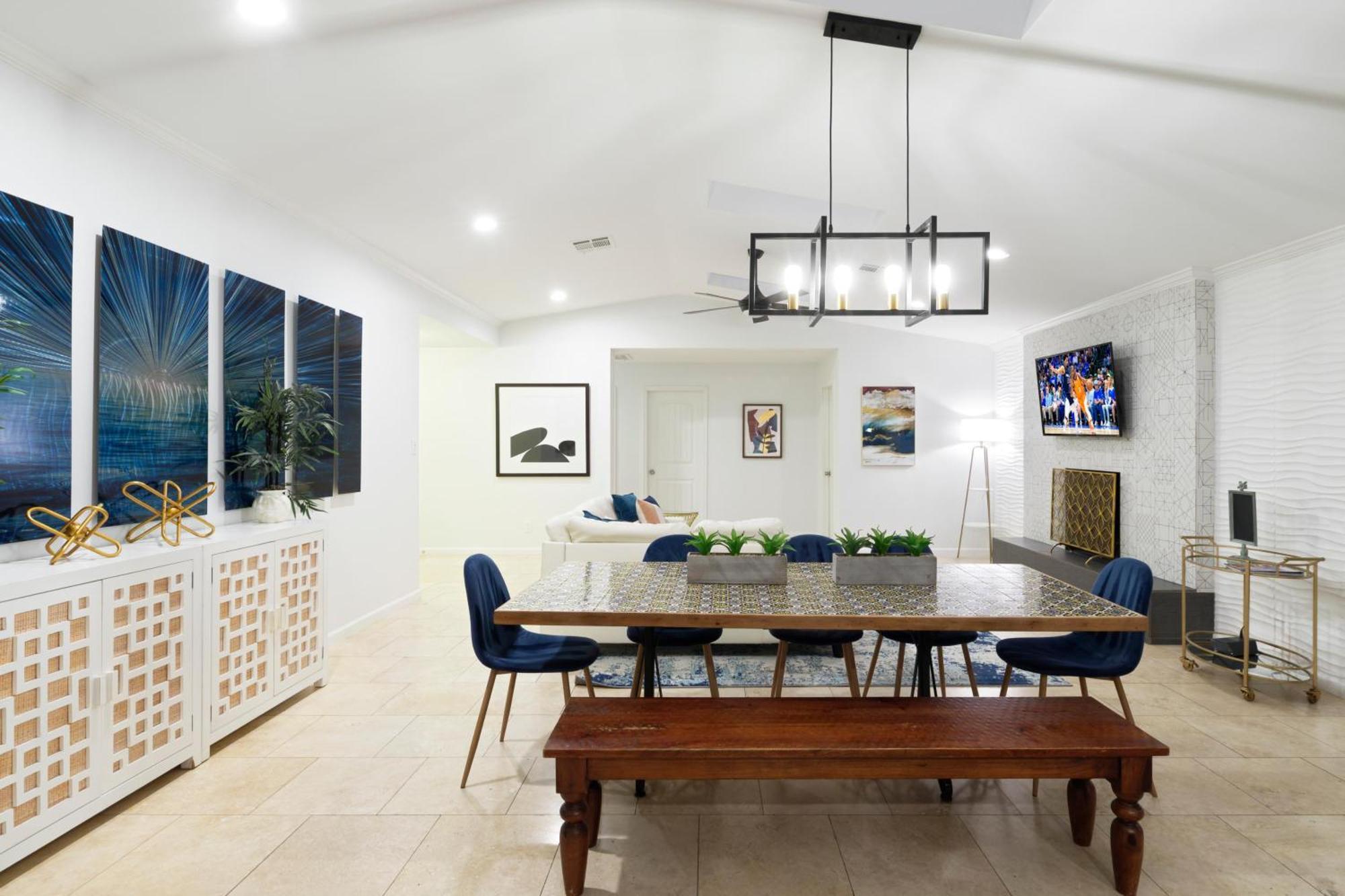 Old Town Saguaro - Private Pool, Fire Pit & Games Holiday home *