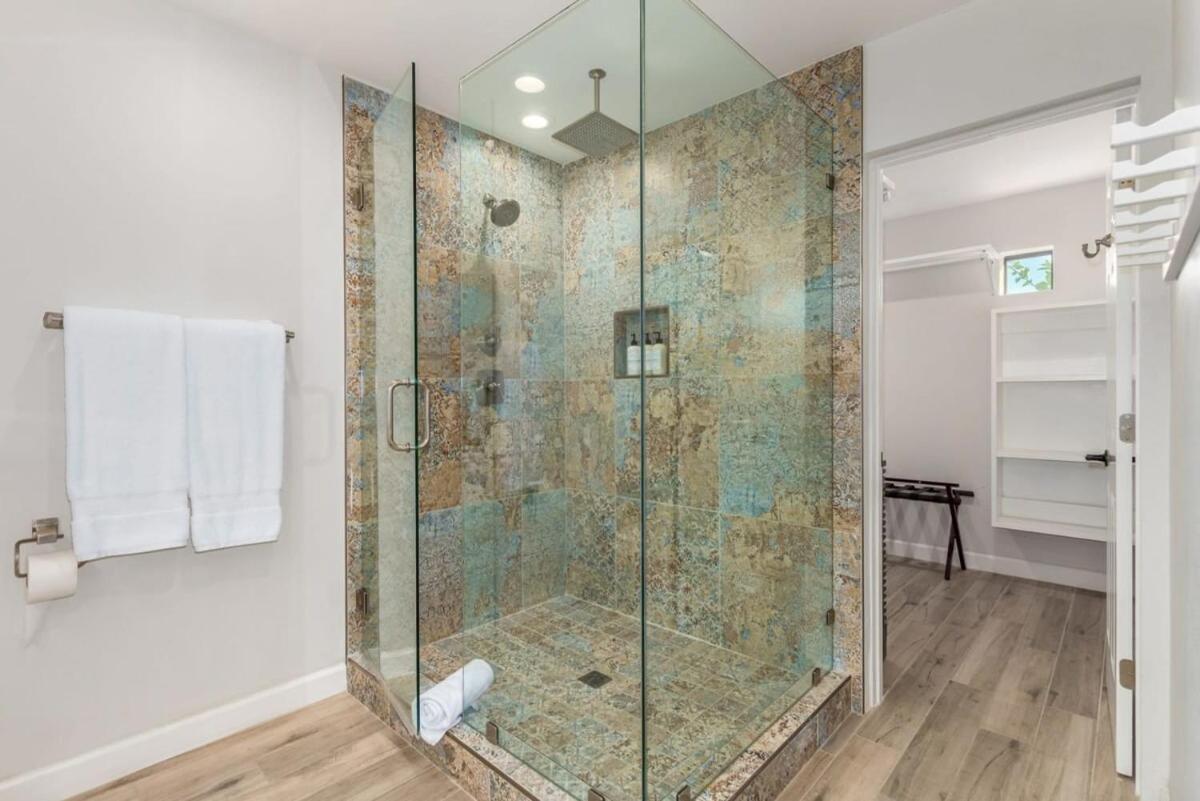 Larkspur Family Estate With Heated Pool & Gameroom