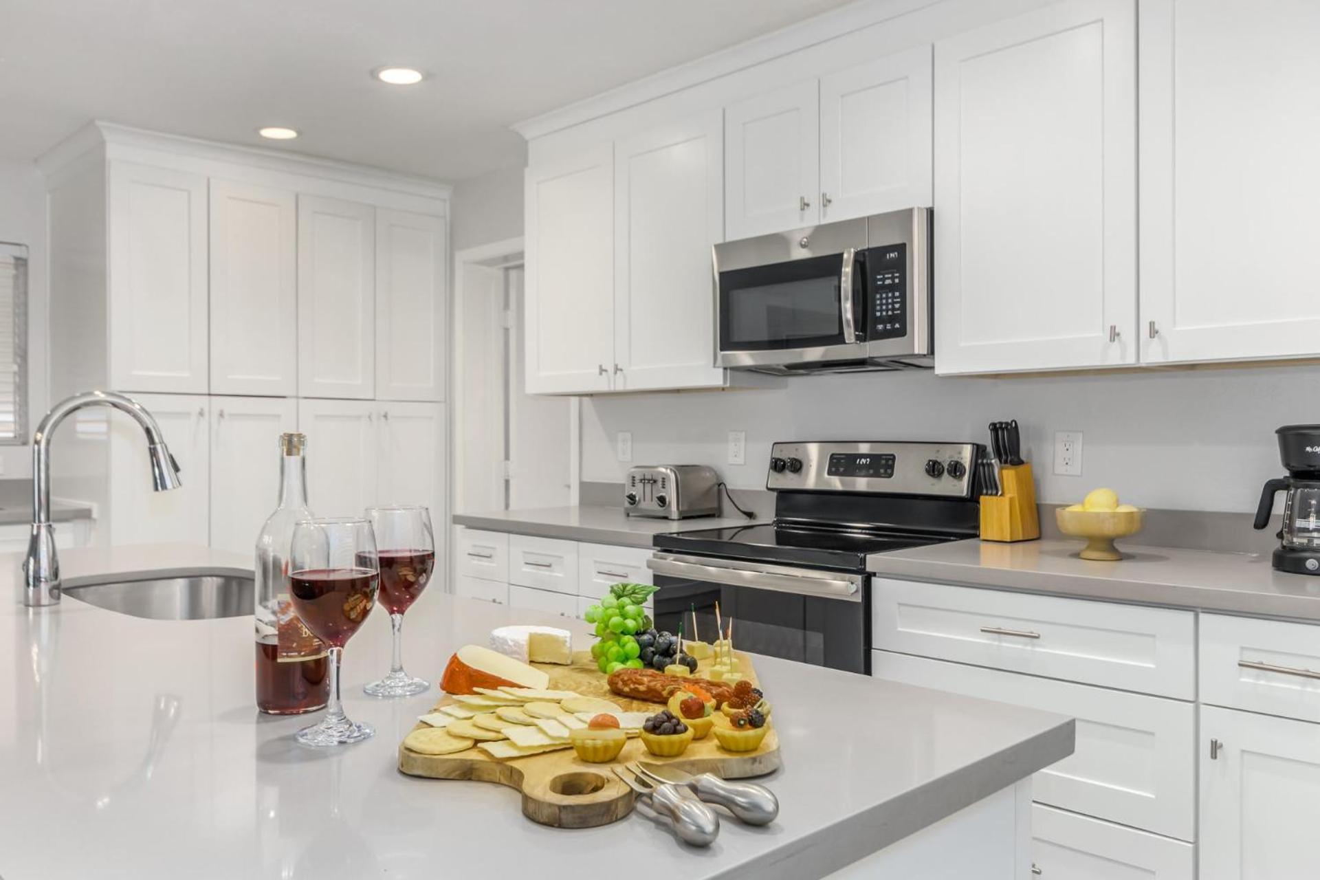 Endless Elegance-mins 2 Old Town-large Groups Holiday home Scottsdale