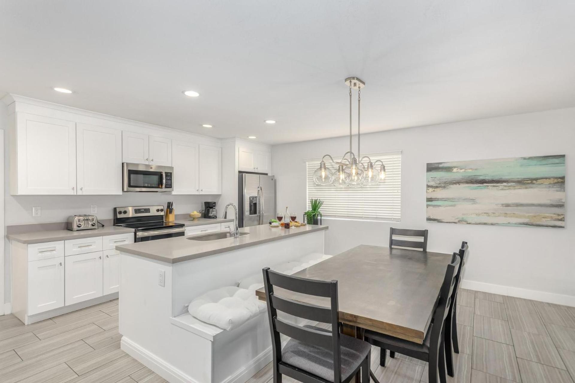 Endless Elegance-mins 2 Old Town-large Groups * Scottsdale