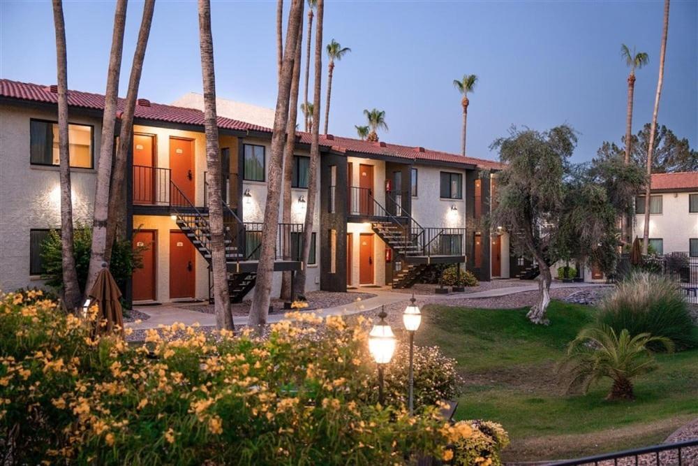 218 Fully Furnished 1br Suite-outdoor Pool Scottsdale