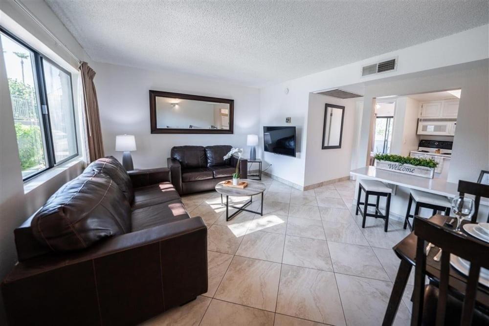 108 Fully Furnished 1br Suite-prime Location