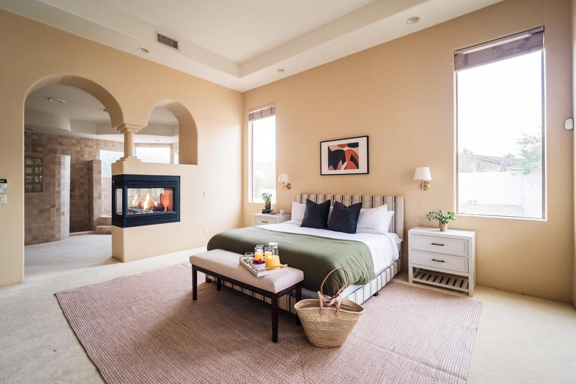 Farrier By Avantstay Spectacular 7br Mediterranean-style Estate W Pool